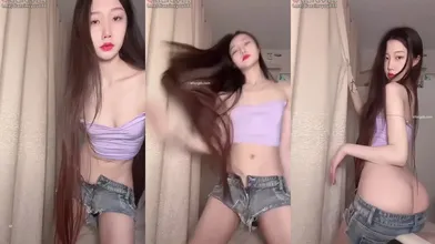 【网红女神】，无数宅男舔屏打飞机，早期网红福利姬【八月未央】最新流出高端定制，脸穴同框道具自慰流浆_mp4_ (10)