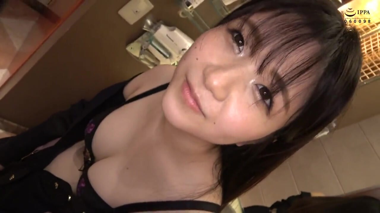 [420HOI-213] くるみ(22) 素人ホイホイZ・素人・美少女・アイドル系・女子大生・黒髪・色白・清楚・顔射・ハメ撮り・ドキュメント