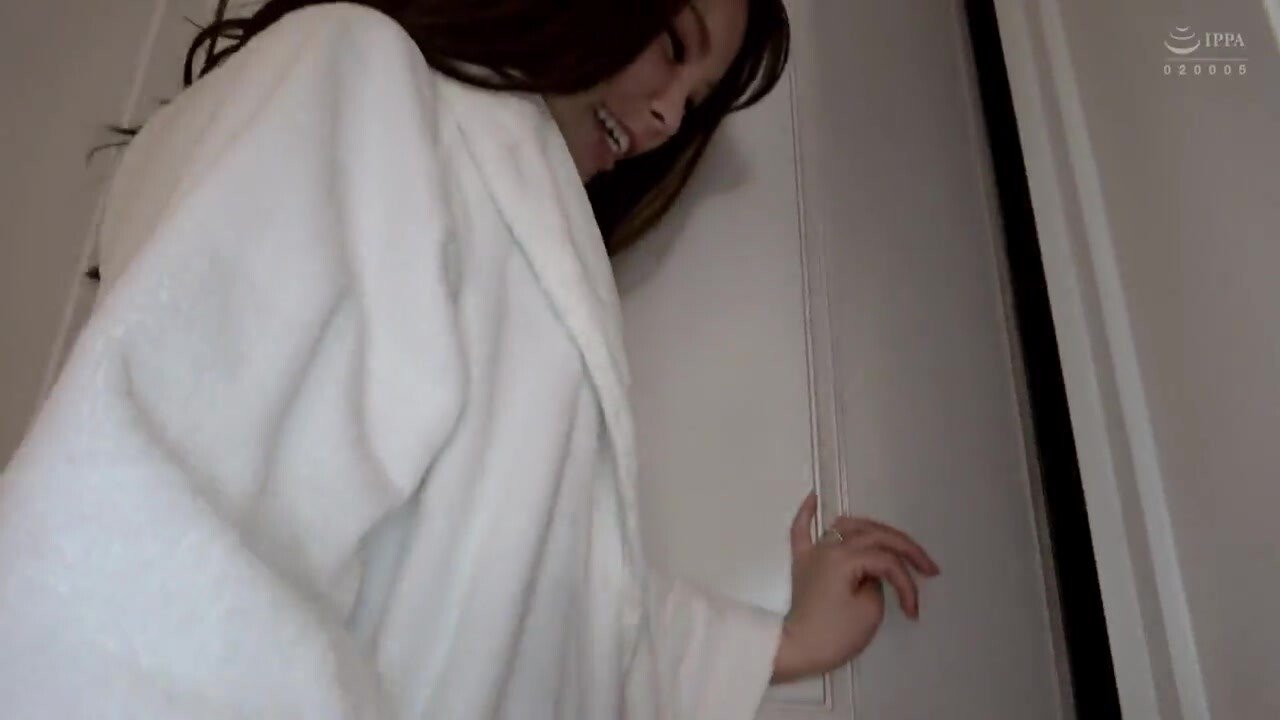 [435MFC-217] 【禁断のNTRセックスで即堕ち花嫁】独身最後のハメ外し！婚約者に内緒で元カレと海デートしたらイイ雰囲気に…夜景をバックにじゅっぽりフェラで懐かしの元カレち●ぽを味わい尽くす