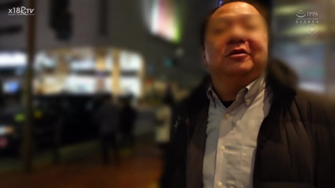 【中文字幕】「オヂさん骗してカネ稼いで楽しいか？」 池袋で捕まえたナマイキな【顶きP活女子】を媚薬渍けキメセク喰い！延々と浓厚オヤジ达にマワされ半泣きアへイキ肉便器！大人を舐めてるミニマムろりマ〇コを分からせてやった…