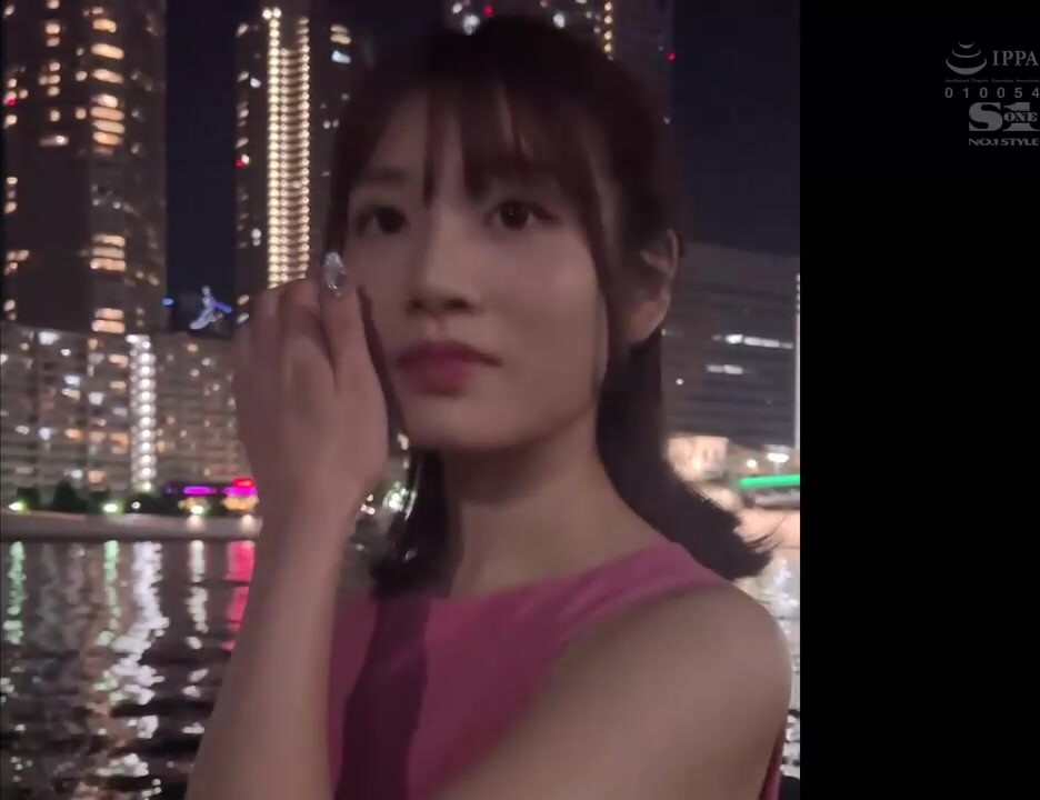 盗撮 河北彩花