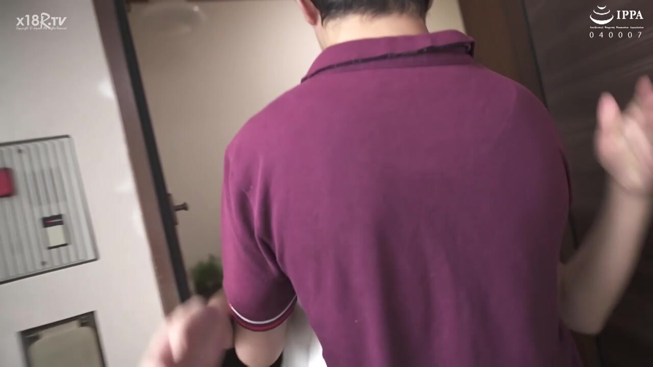 【中文字幕】被隔壁的绝伦邻居女大生诱惑…～我被利用来报复男友外遇而不停中出