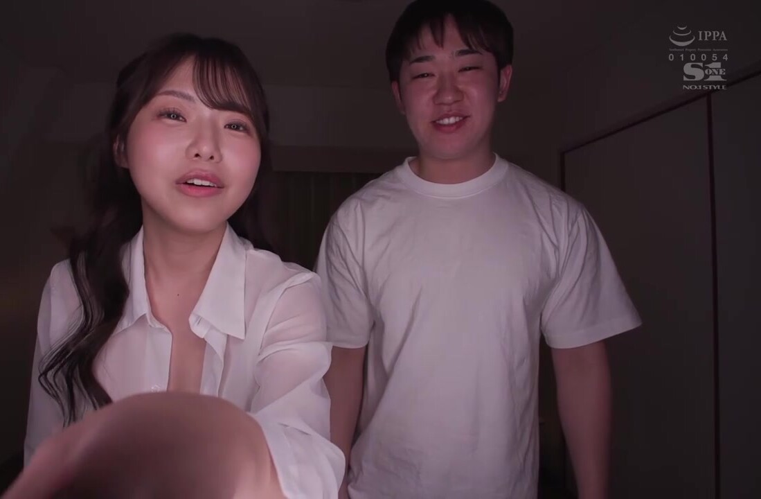 彼女の妹は有名 Ti●●oker SNSでいつも见ていたひめちゃんに痴女られ弄ばれ、仕事も行かずにひたすらヤリまくった彼女不在の2日间の记録。早坂ひめ
