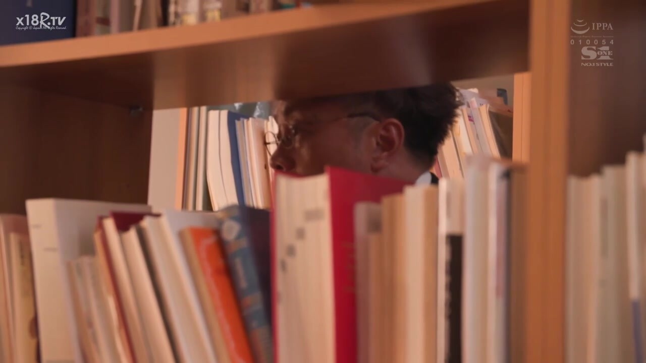【中文字幕】学校で憧れのあの子は电车でめちゃくちゃ痴汉(ヤラ)れているらしい。 白上咲花