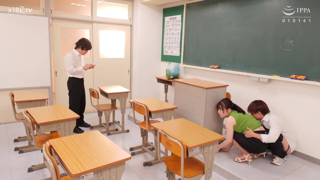 【中文字幕】美人女教师の彼女はクラスの担任で部活の顾问でボクの恋人～年上彼女と朝から晩まで禁断情热中出しSEX～